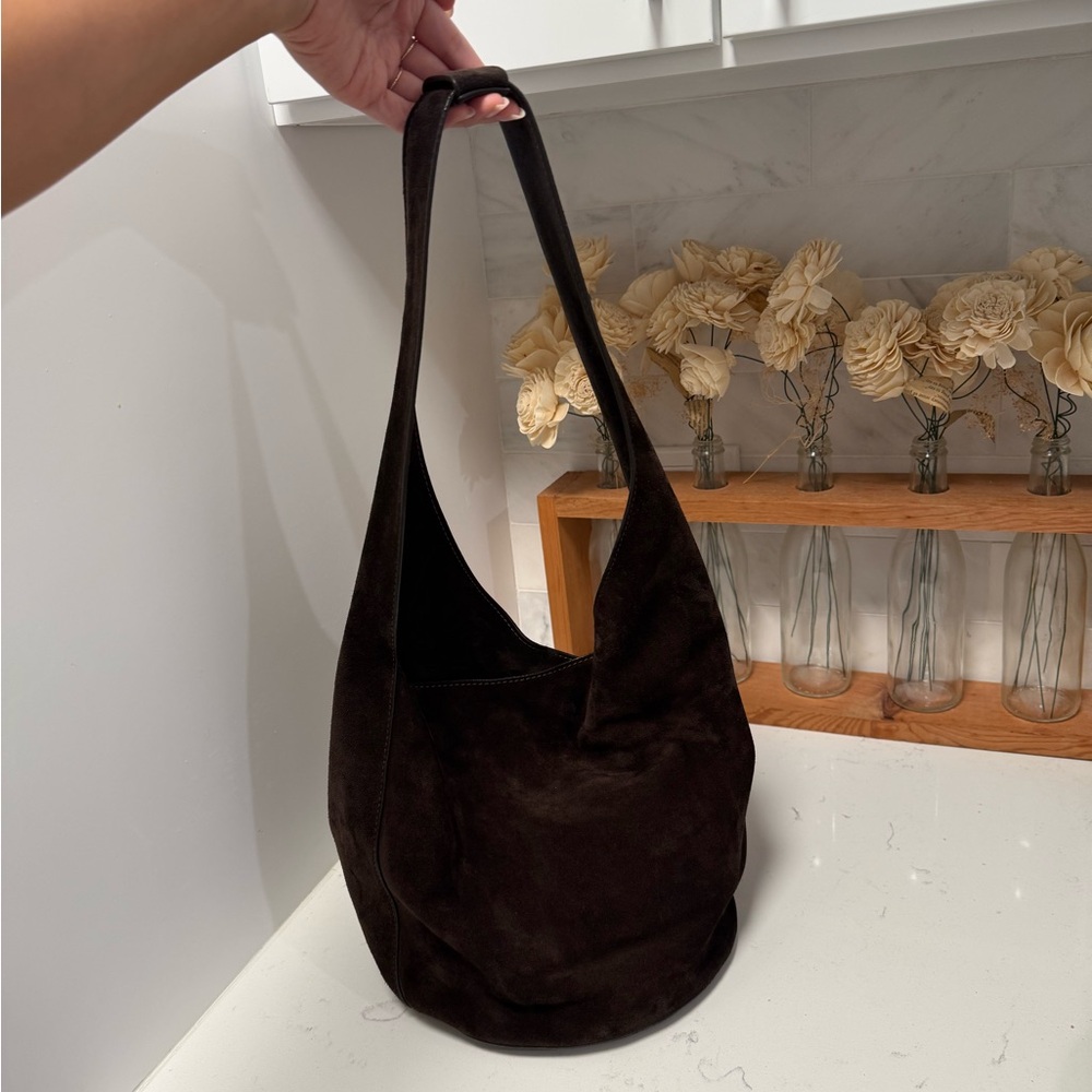 Reformation Medium Silvana Bucket Bag - Picture 8 of 13